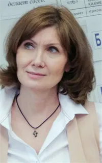 Лариса Юрьевна - репетитор по предметам начальной школы и подготовке к школе