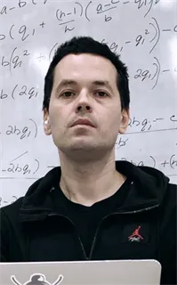 Александр Вячеславович - репетитор по математике, физике и информатике