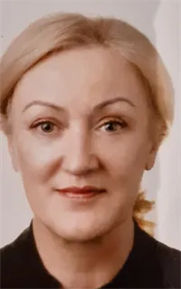 Анна Эдуардовна - репетитор по химии и биологии
