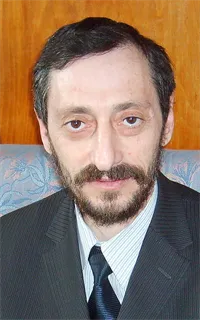 Дмитрий Леонидович - репетитор по химии