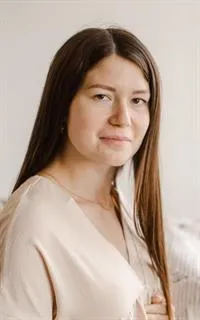 Дарья Владимировна - репетитор по английскому языку, предметам начальной школы и русскому языку