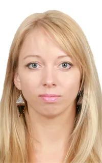Виктория Олеговна - репетитор по китайскому языку и английскому языку