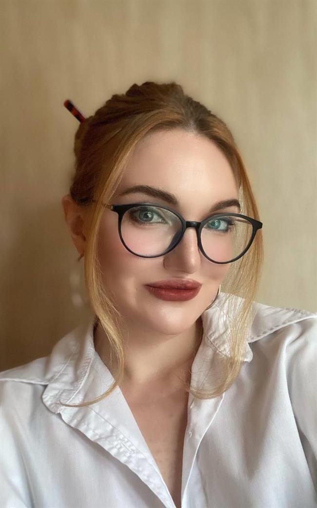 Анастасия Николаевна - репетитор по литературе и русскому языку