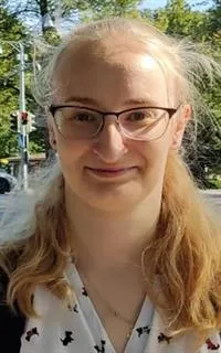 Анастасия Владимировна - репетитор по математике, химии и редким иностранным языкам