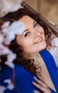 Марина Вячеславовна - репетитор по французскому языку, английскому языку и предметам начальной школы
