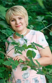 Елена Александровна - репетитор по предметам начальной школы и подготовке к школе