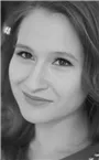 Юлия Александровна - репетитор по английскому языку и изобразительному искусству