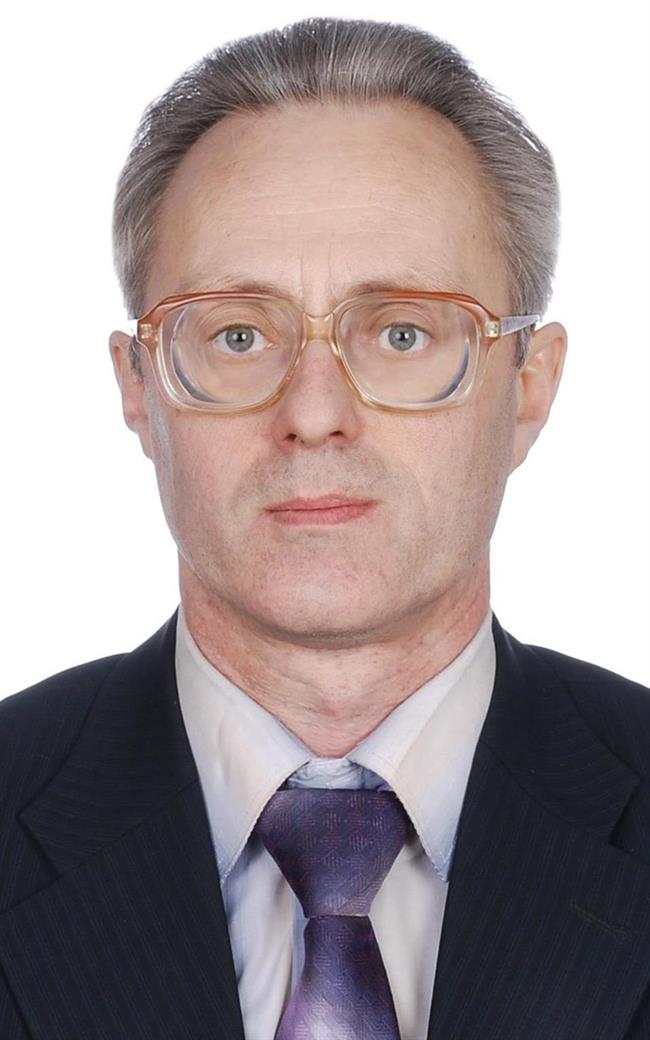 Валерий Анатольевич - репетитор по физике и математике