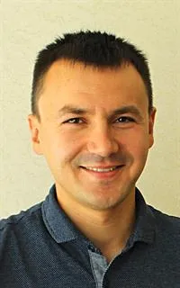 Дамир Надирович - репетитор по математике и физике