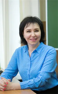Ирина Александровна - репетитор по химии и биологии