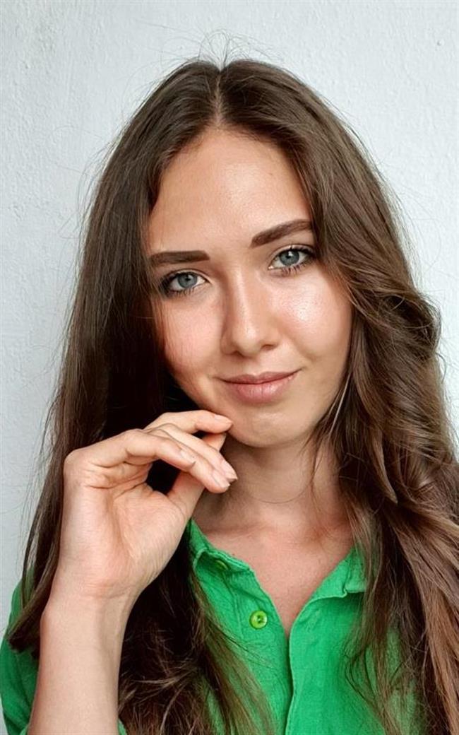 Виктория Николаевна - репетитор по информатике