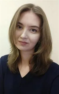Юлия Владимировна - репетитор по химии, математике и информатике