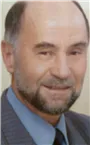 Владимир Григорьевич - репетитор по химии