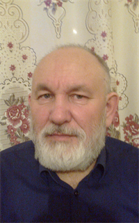 Константин Степанович - репетитор по физике и математике