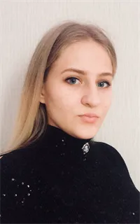 Анастасия Александровна - репетитор по химии и математике