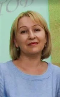 Лариса Александровна - репетитор по физике