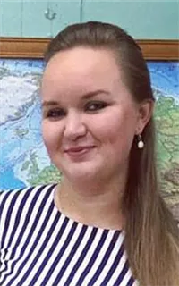 Мария Анатольевна - репетитор по географии