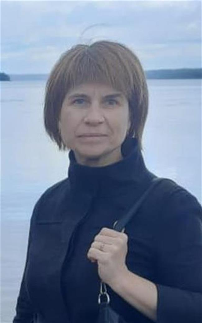 Римма Ивановна - репетитор по предметам начальной школы и подготовке к школе