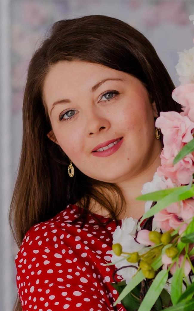 Елена Николаевна - репетитор по обществознанию