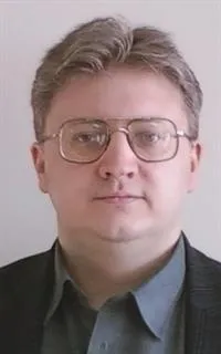 Михаил Анатольевич - репетитор по математике, информатике и обществознанию