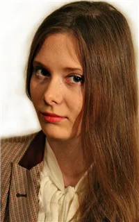 Анастасия Александровна - репетитор по английскому языку и обществознанию
