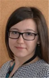 Лилия Валериевна - репетитор по химии