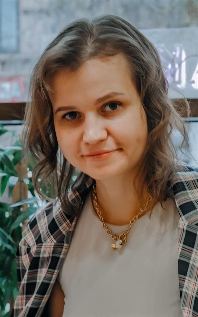 Виолетта Евгеньевна - репетитор по английскому языку