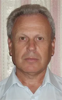 Петр Михайлович - репетитор по математике