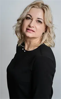 Оксана Владимировна - репетитор по химии