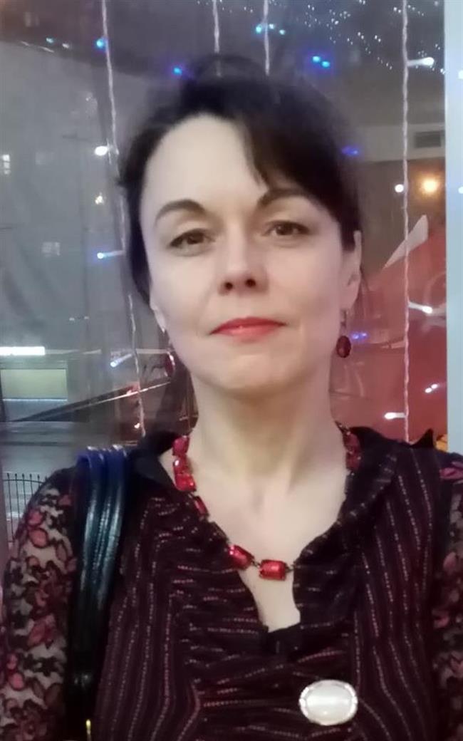 Светлана Петровна - репетитор по английскому языку и французскому языку