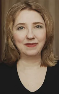 Елена Олеговна - репетитор по английскому языку