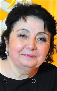 Азельма Билаловна - репетитор по математике