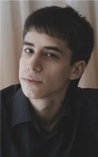 Виталий Александрович - репетитор по музыке