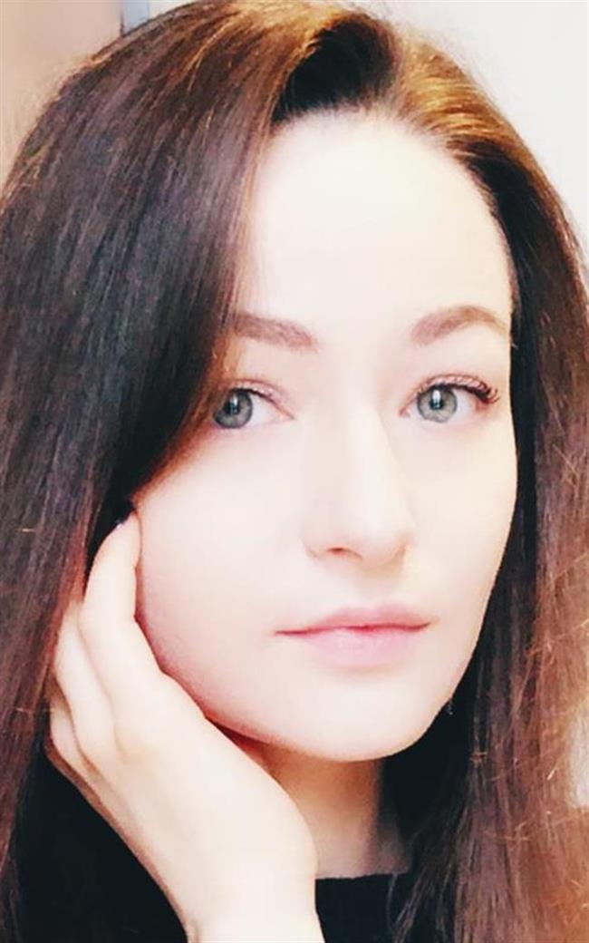 Элиана Борисовна - репетитор по русскому языку, английскому языку и русскому языку для иностранцев