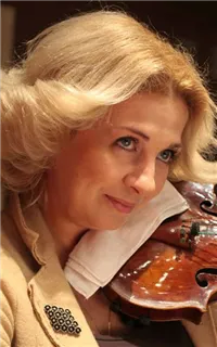 Анна Леонидовна - репетитор по музыке