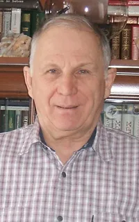 Валерий Сергеевич - репетитор по физике