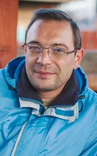 Александр Владимирович - репетитор по химии