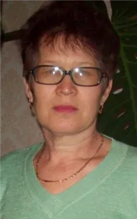 Алсу Сагитовна - репетитор по математике