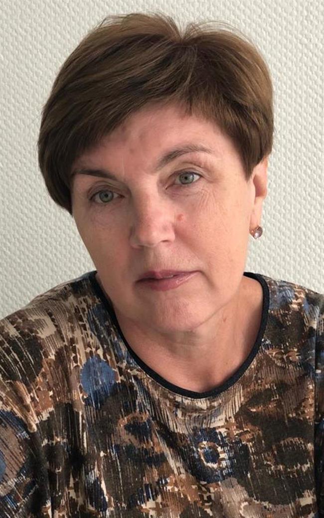 Марина Евгеньевна - репетитор по математике