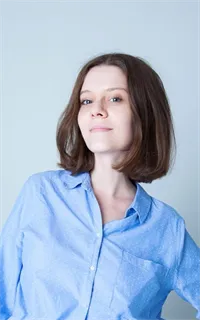 Анна Алексеевна - репетитор по математике, английскому языку, обществознанию и биологии