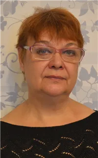 Ирина Михайловна - репетитор по русскому языку, подготовке к школе и предметам начальной школы