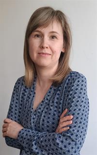 Юлия Михайловна - репетитор по французскому языку