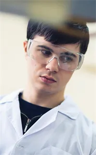 Евгений Юрьевич - репетитор по биологии