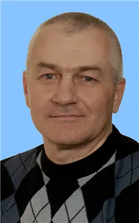Константин Викторович - репетитор по обществознанию, истории и другим предметам