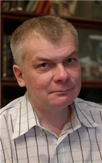 Владимир Игоревич - репетитор по русскому языку