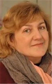Людмила Ивановна - репетитор по химии и биологии